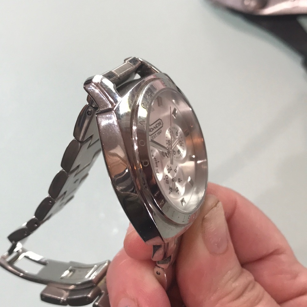 Coach watch - Picture 3 of 4